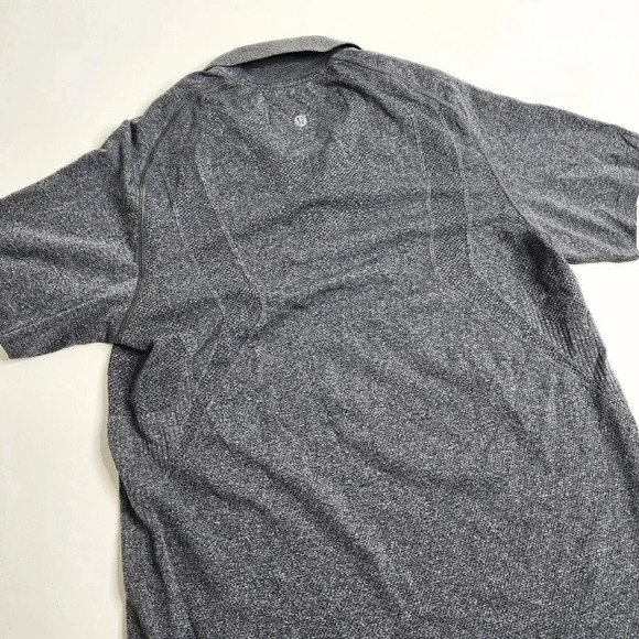 Lululemon Metal Tech Vent Performance Golf Polo Shirt Men's Size Small Gray - Picture 6 of 7